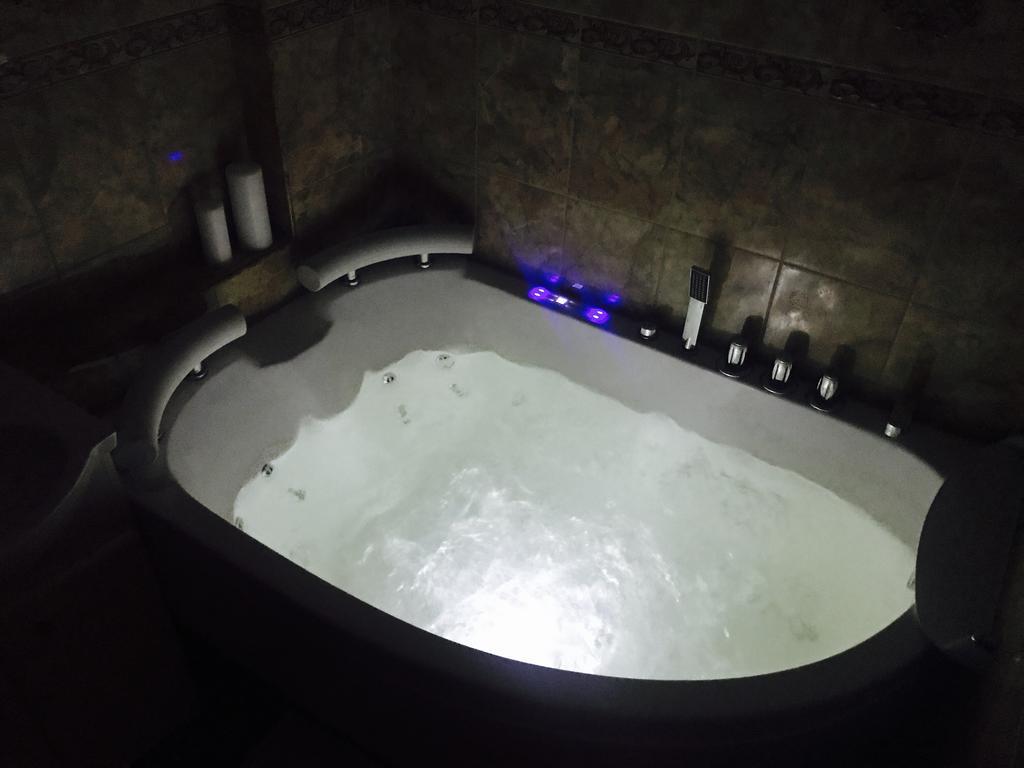 Trumpalaike Buto Nuoma Rokiskyje Su Jacuzzi Rokiskis Exterior foto
